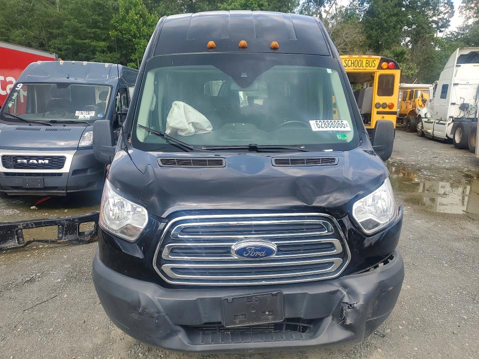 Продаж на аукціоні авто 2018 Ford Transit, vin: 1FBVU4XG1JKB39438, номер лоту: 64684376