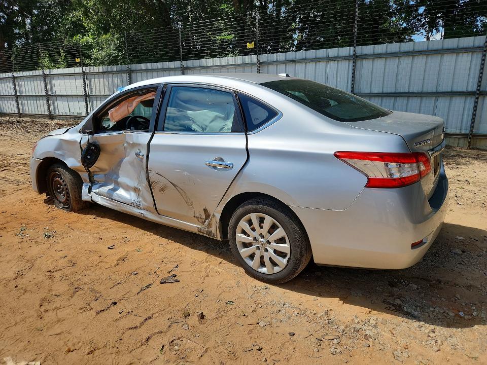 Продажа на аукционе авто 2015 Nissan Sentra, vin: 3N1AB7AP7FY251117, номер лота: 64629306
