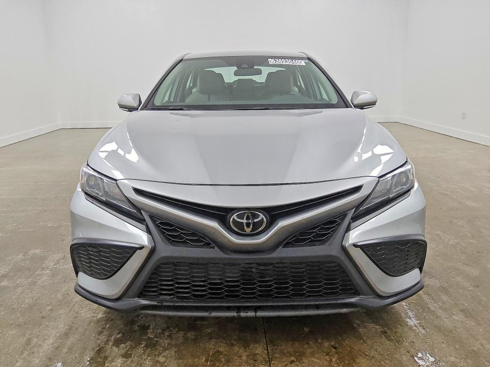 Продажа на аукционе авто 2024 Toyota Camry, vin: 4T1G11AKXRU892843, номер лота: 63893046