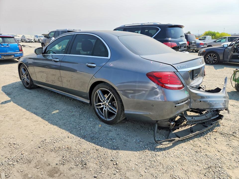 2018 Mercedes-benz E მანქანა იყიდება აუქციონზე, vin: WDDZF4JB7JA458990, აუქციონის ნომერი: 63322856