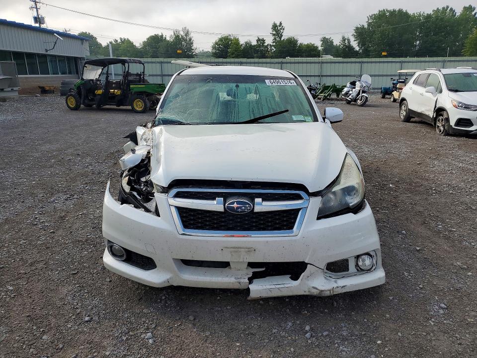 64961576 :رقم المزاد ، 4S3BMBC65E3007881 vin ، 2014 Subaru Legacy مزاد بيع