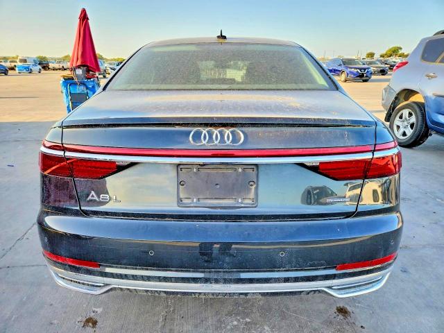 Продаж на аукціоні авто 2019 Audi A8, vin: WAU8DAF83KN015749, номер лоту: 65459176