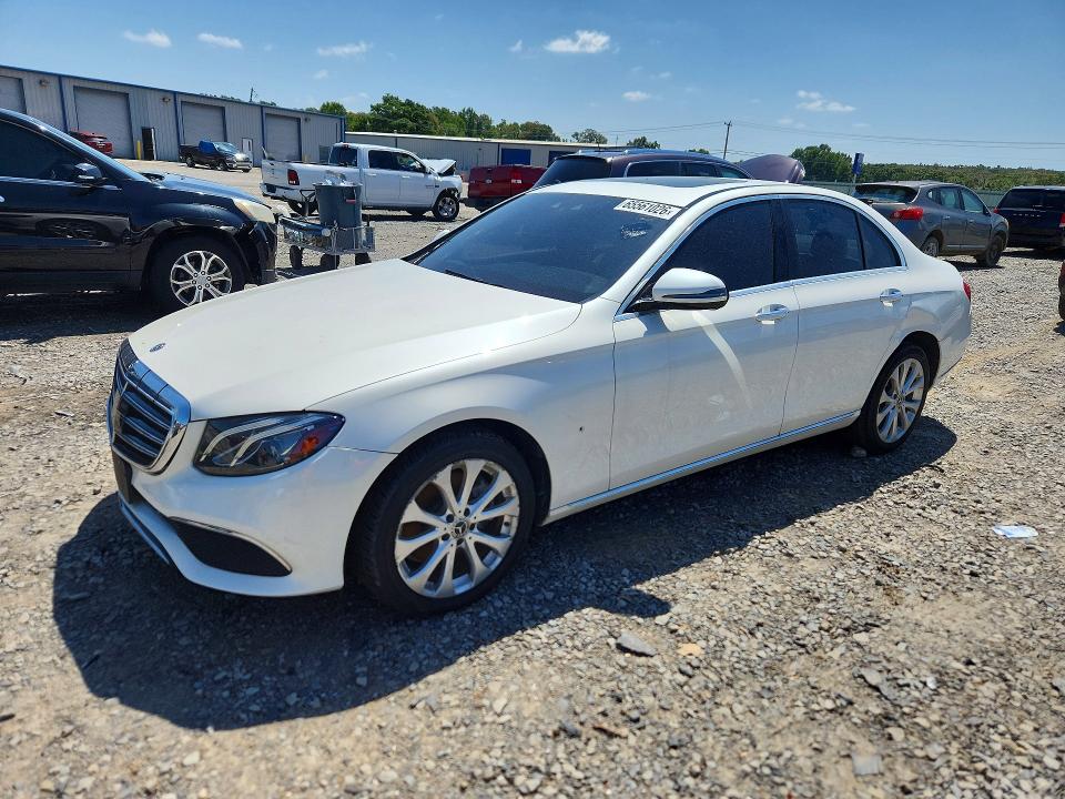 2019 Mercedes-benz E მანქანა იყიდება აუქციონზე, vin: WDDZF4KB4KA619229, აუქციონის ნომერი: 65561026