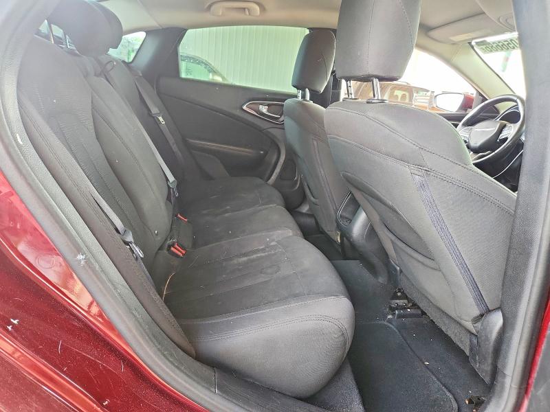 64056686 :رقم المزاد ، 1C3CCCAB7FN752672 vin ، 2015 Chrysler 200 مزاد بيع