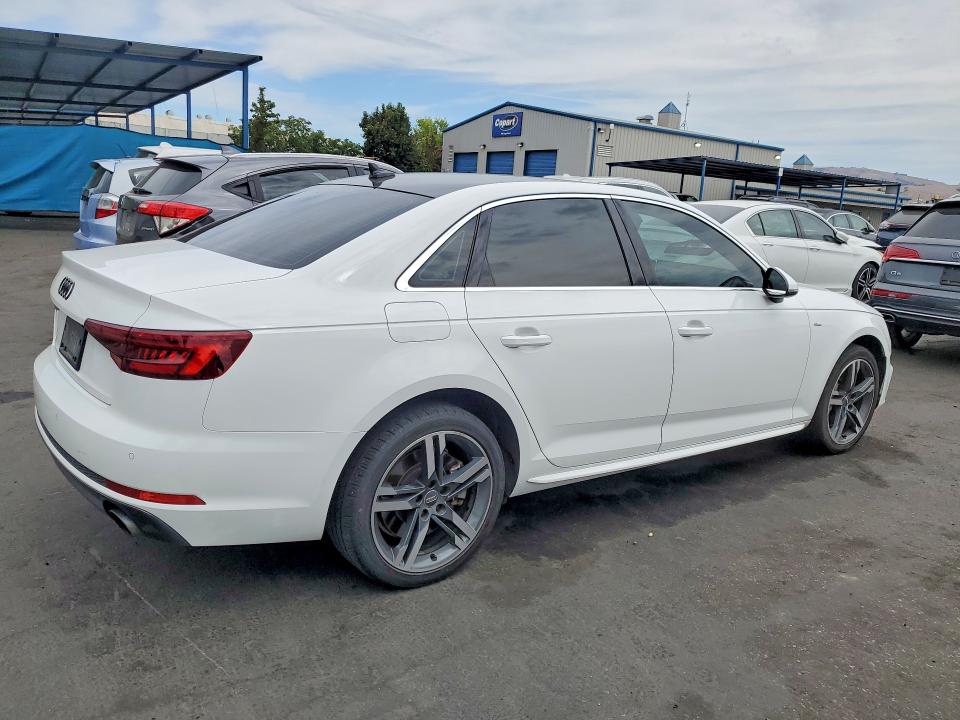 Продажа на аукционе авто 2018 Audi A4, vin: WAUENAF47JA019158, номер лота: 66698596