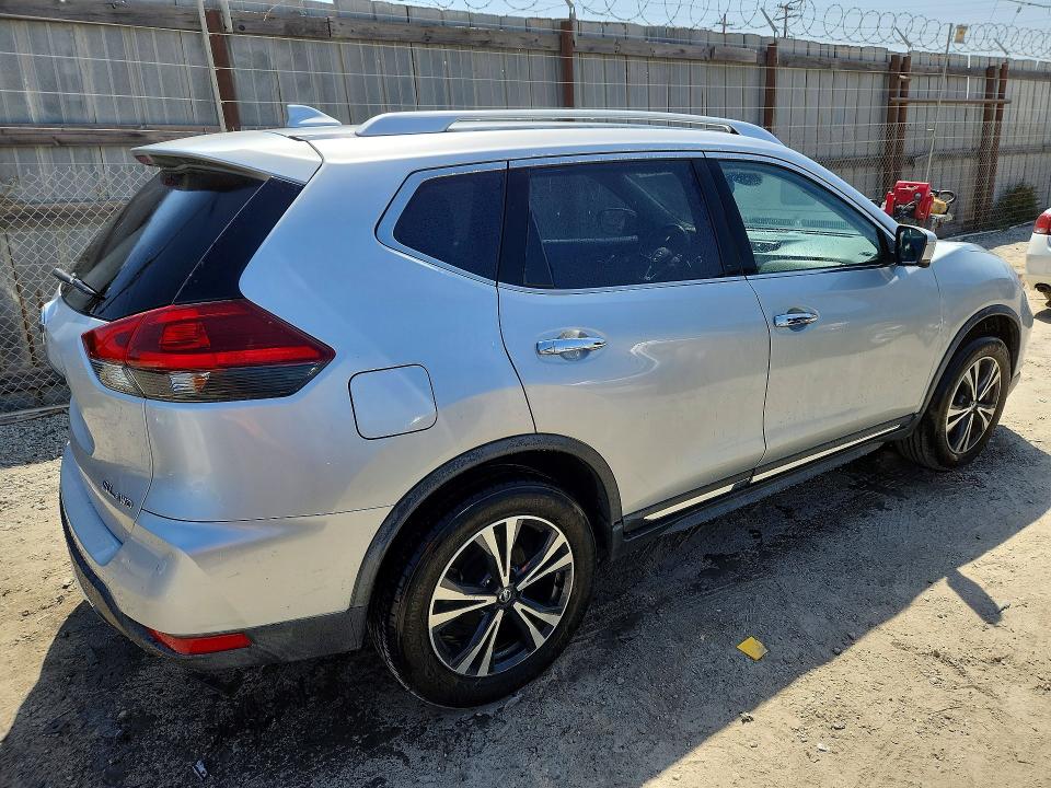 Aukcja sprzedaży 2018 Nissan Rogue, vin: JN8AT2MV7JW318391, numer aukcji: 63772996