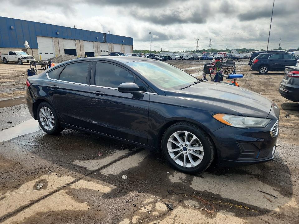 Продажа на аукционе авто 2020 Ford Fusion, vin: 3FA6P0HD9LR260937, номер лота: 64665026