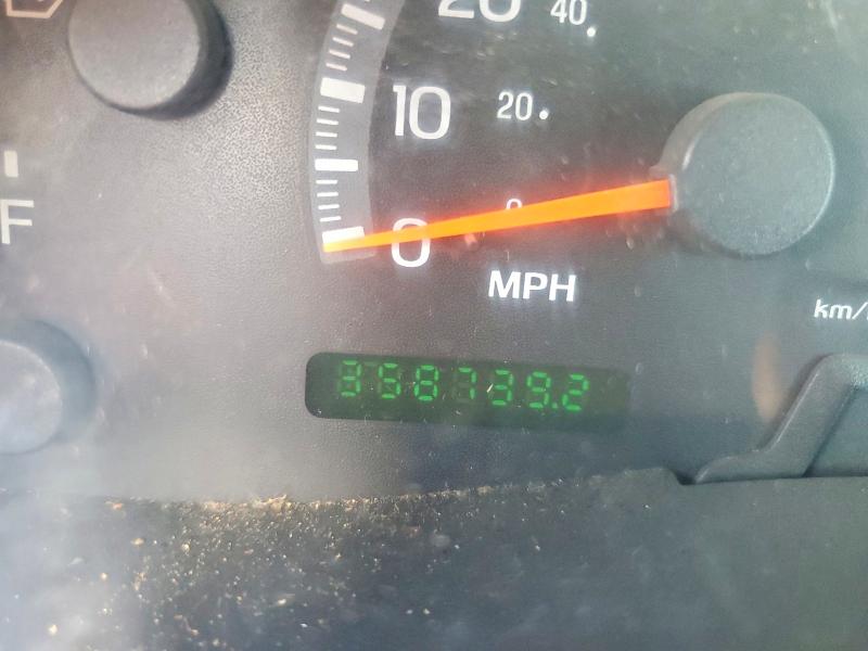 2000 Ford F150 მანქანა იყიდება აუქციონზე, vin: 1FTRX17W6YKA88037, აუქციონის ნომერი: 66903726