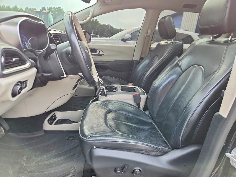 64447966 :رقم المزاد ، 2C4RC1GG0JR273986 vin ، 2018 Chrysler Pacifica مزاد بيع