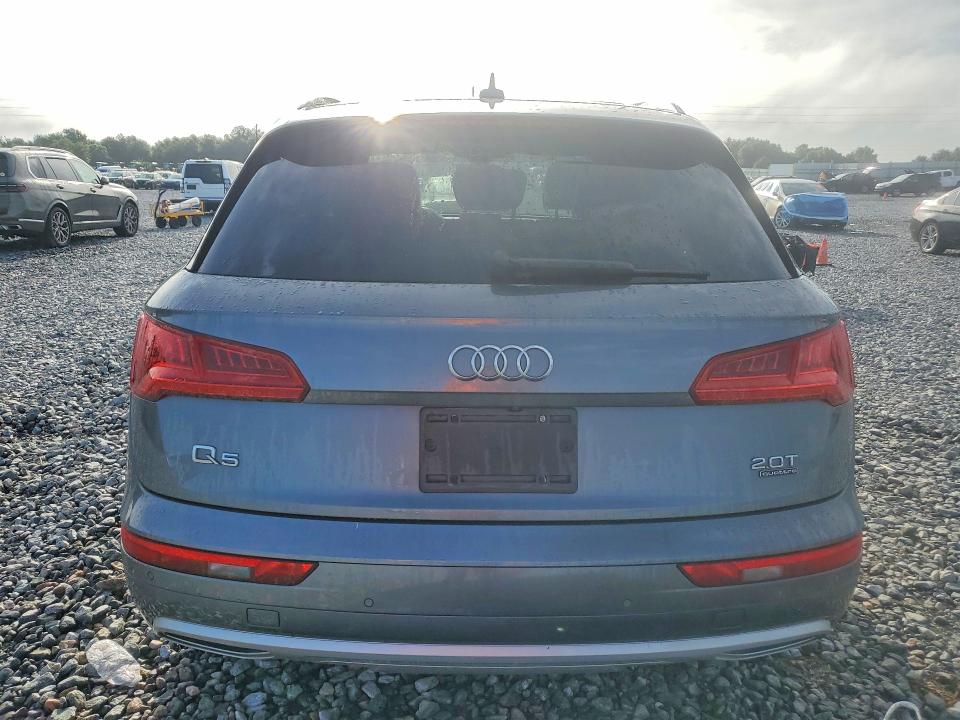 2018 Audi Q5 მანქანა იყიდება აუქციონზე, vin: WA1BNAFY9J2199966, აუქციონის ნომერი: 64305856