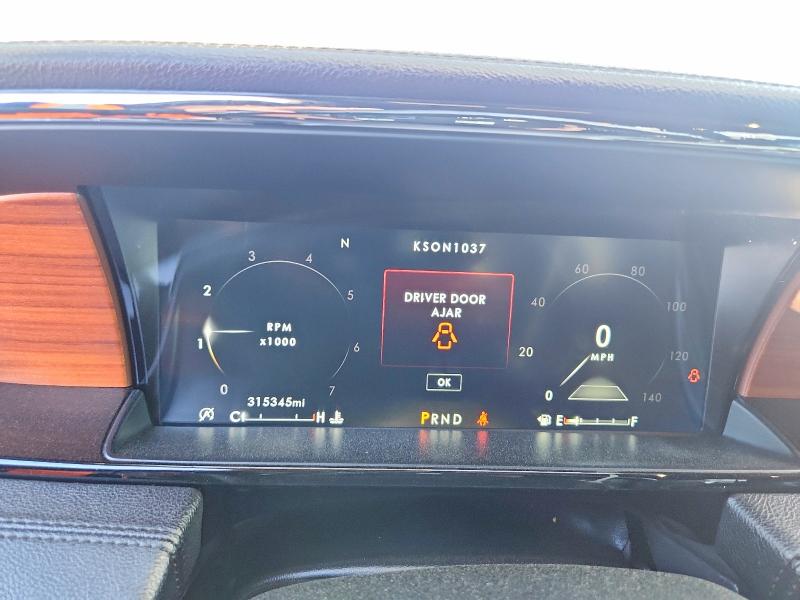 2020 Lincoln Navigator მანქანა იყიდება აუქციონზე, vin: 5LMJJ3KT2LEL10256, აუქციონის ნომერი: 65232706