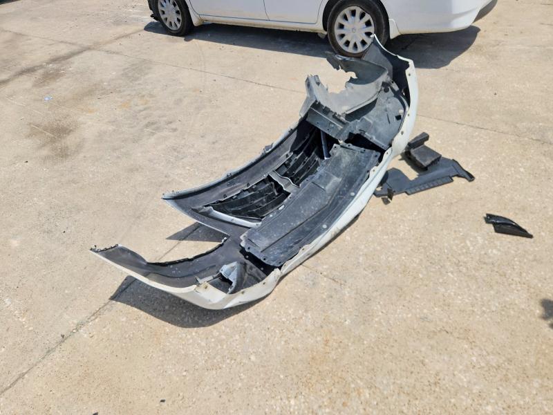 64075756 :رقم المزاد ، 3N1CN7APXJL815798 vin ، 2018 Nissan Versa مزاد بيع