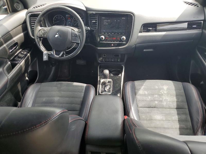 Продажа на аукционе авто 2020 Mitsubishi Outlander, vin: JA4AZ3A31LZ013550, номер лота: 64103416