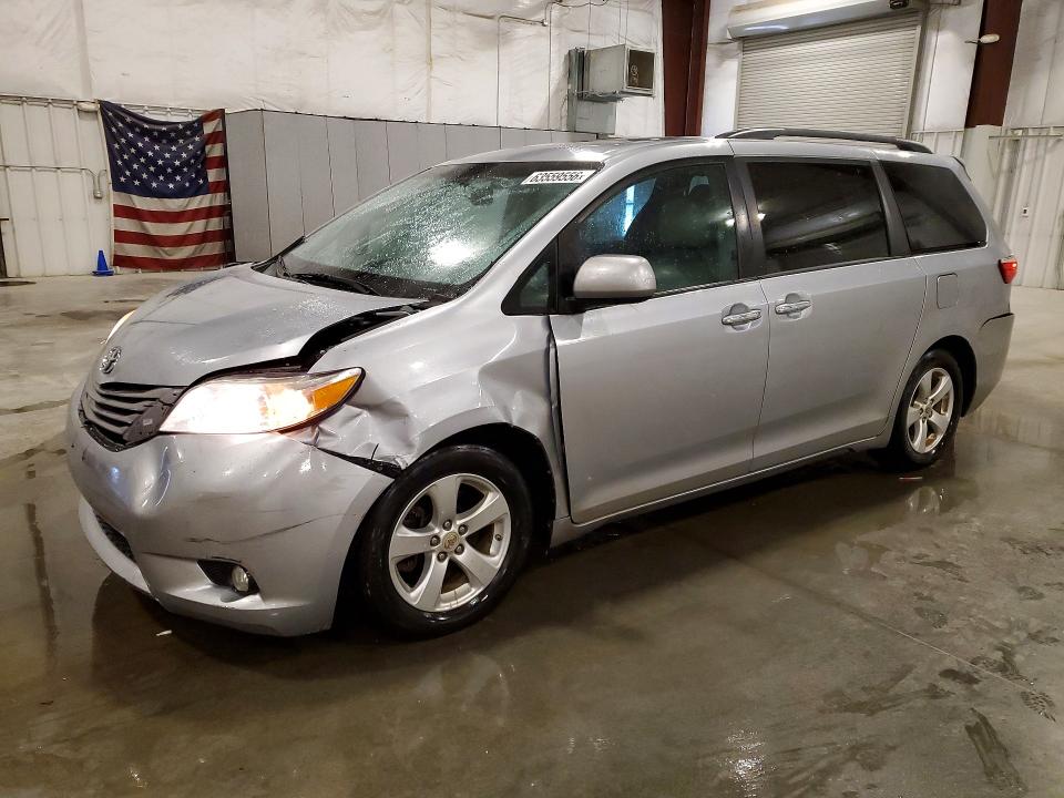 Aukcja sprzedaży 2016 Toyota Sienna, vin: 5TDYK3DC7GS700883, numer aukcji: 63559556