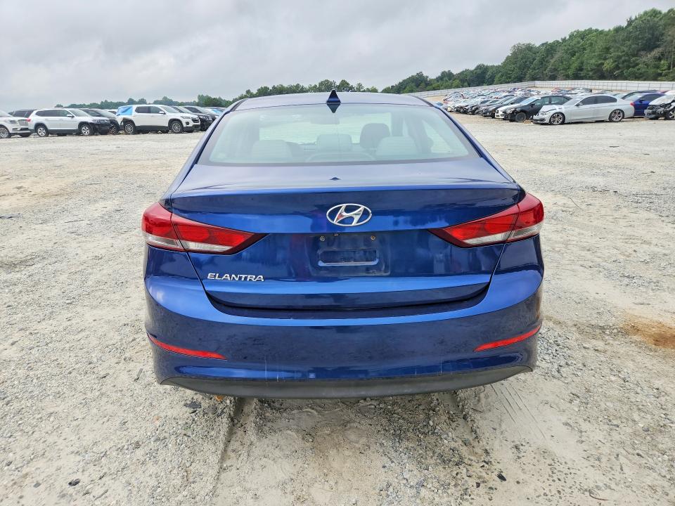 2017 Hyundai Elantra მანქანა იყიდება აუქციონზე, vin: 5NPD84LF6HH100992, აუქციონის ნომერი: 63605416