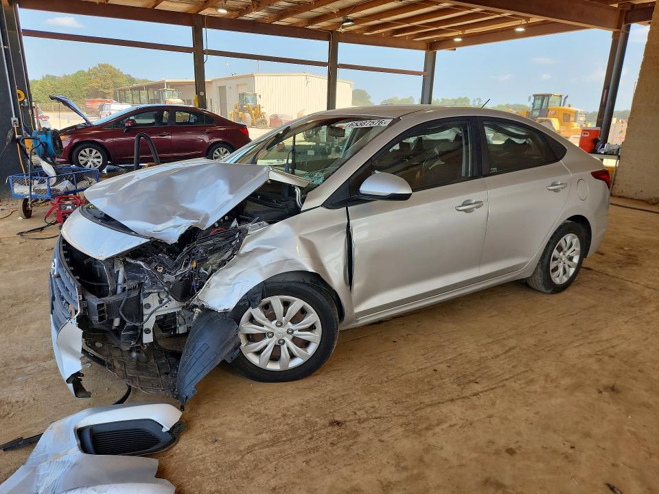 Продажа на аукционе авто 2018 Hyundai Accent, vin: 3KPC24A3XJE020238, номер лота: 65387576