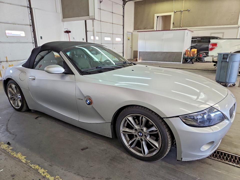 2003 Bmw Z4 მანქანა იყიდება აუქციონზე, vin: 4USBT53403LU01105, აუქციონის ნომერი: 64108216
