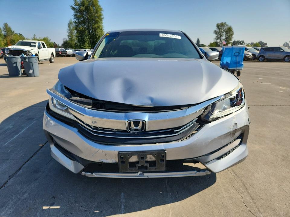 Auction sale of the 2017 Honda Accord, vin: 1HGCR2F31HA015534, lot number: 65542866
