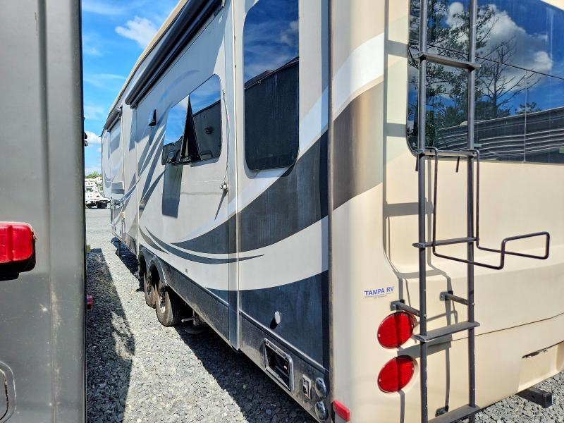 Aukcja sprzedaży 2015 Jayco Pinnacle, vin: 1UJCJ0BV5F1RL0286, numer aukcji: 63614896