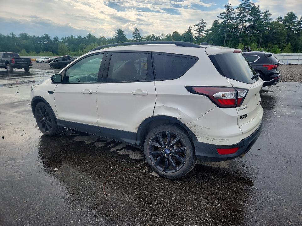 2018 Ford Escape მანქანა იყიდება აუქციონზე, vin: 1FMCU9GD4JUD53197, აუქციონის ნომერი: 65001976