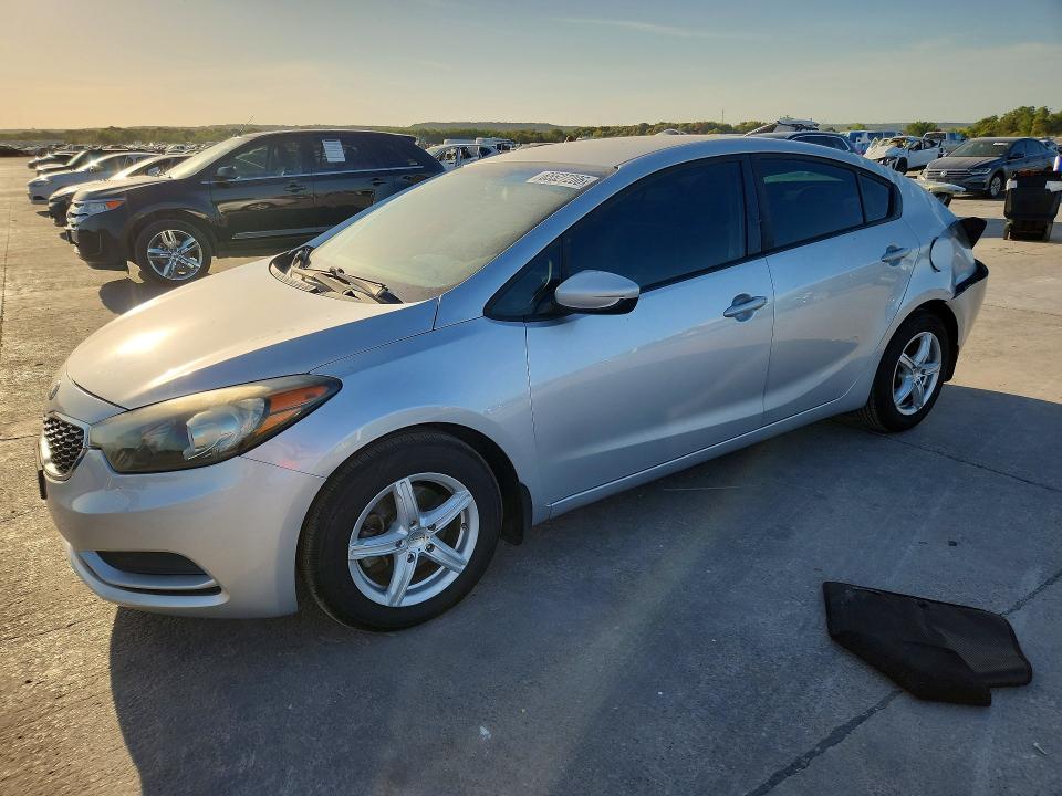 Aukcja sprzedaży 2016 Kia Forte, vin: KNAFK4A60G5510910, numer aukcji: 65527206