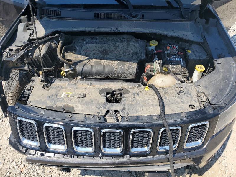 64059876 :رقم المزاد ، 3C4NJDBB0JT155046 vin ، 2018 Jeep Compass مزاد بيع