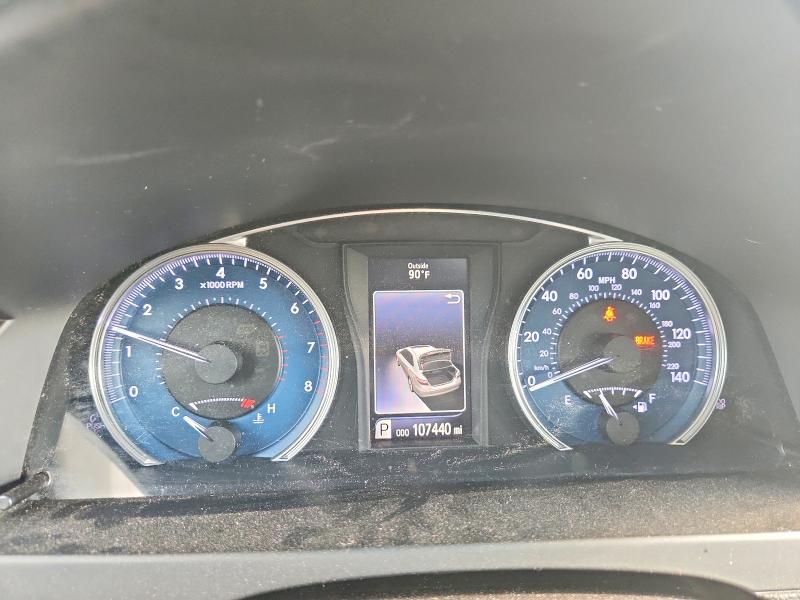 63826366 :رقم المزاد ، 4T1BF1FK9HU373723 vin ، 2017 Toyota Camry مزاد بيع