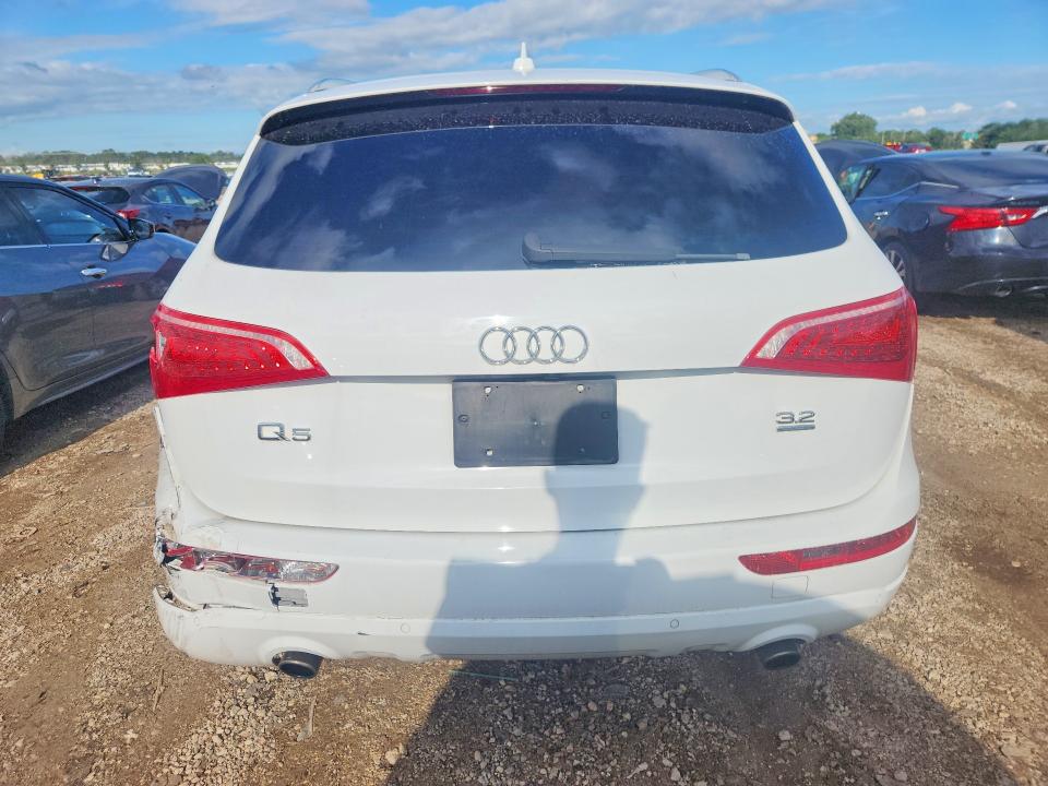 65124466 :رقم المزاد ، WA1LKAFP7AA105464 vin ، 2010 Audi Q5 مزاد بيع