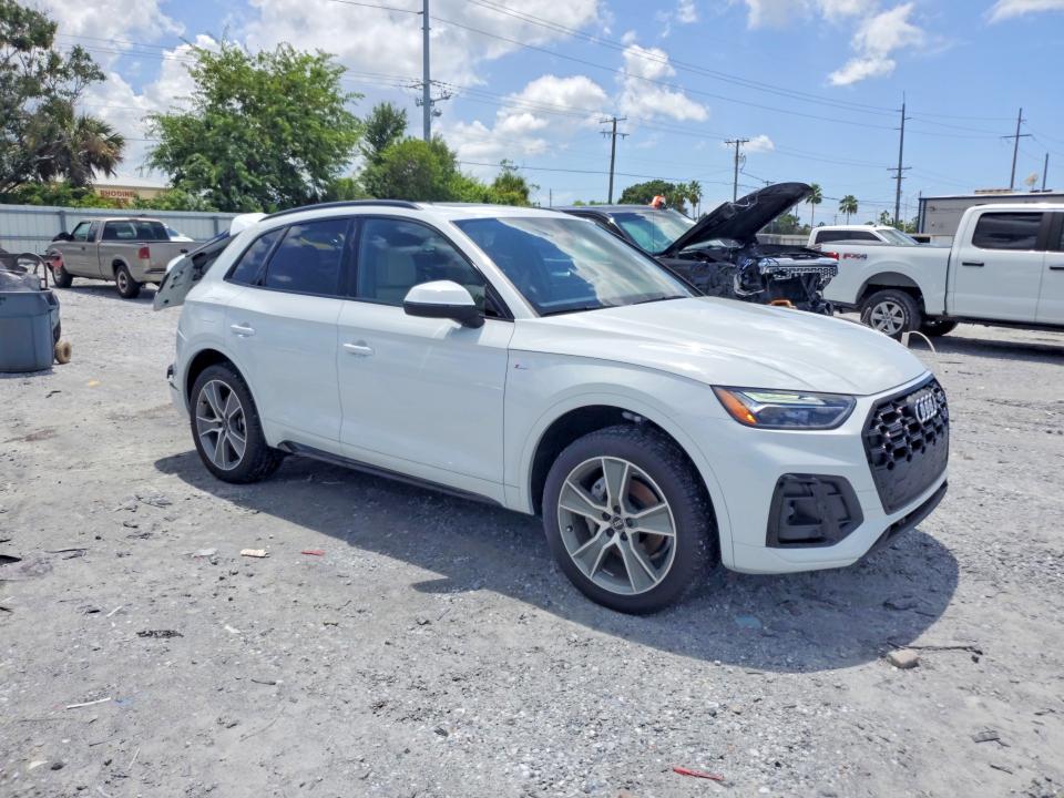 Продажа на аукционе авто 2025 Audi Q5, vin: WA1GAAFY4S2057222, номер лота: 64442396