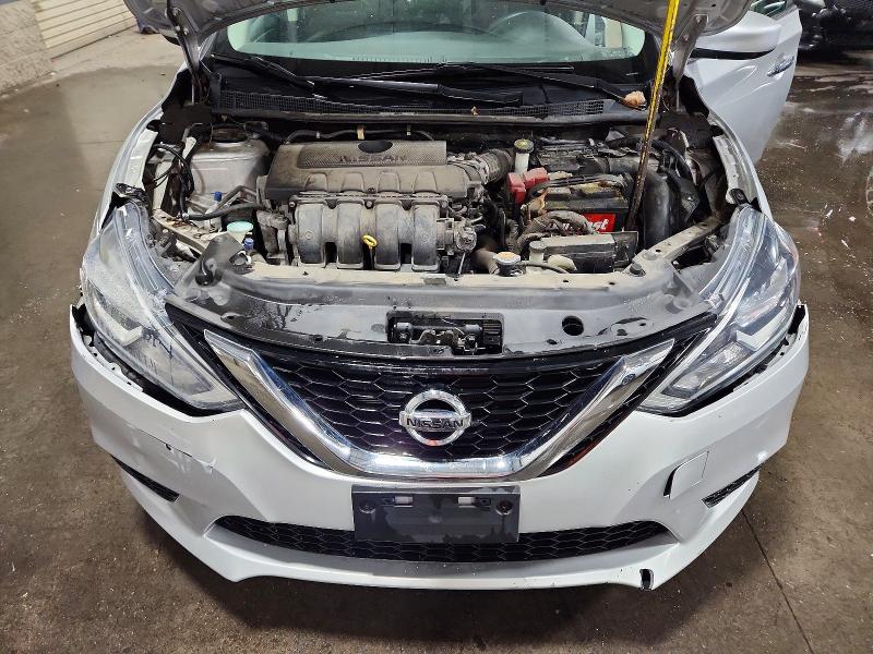 63490436 :رقم المزاد ، 3N1AB7APXHY300670 vin ، 2017 Nissan Sentra مزاد بيع