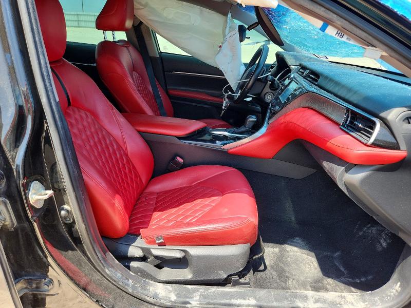 66156046 :رقم المزاد ، 4T1G11AK2LU967185 vin ، 2020 Toyota Camry مزاد بيع