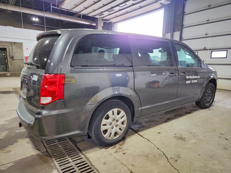 66577726 :رقم المزاد ، 2C4RDGBG1JR312236 vin ، 2018 Dodge Grand Caravan مزاد بيع