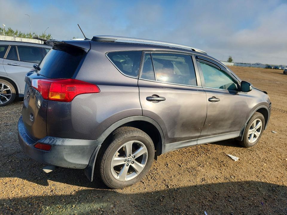 Продаж на аукціоні авто 2015 Toyota Rav4, vin: 2T3RFREVXFW359309, номер лоту: 62087116