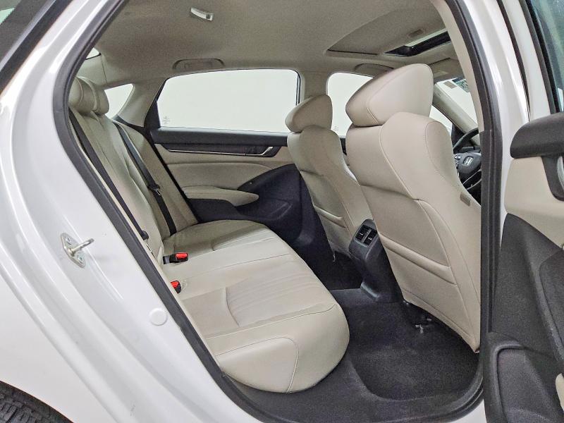 2018 Honda Accord მანქანა იყიდება აუქციონზე, vin: 1HGCV1F55JA012147, აუქციონის ნომერი: 64690746