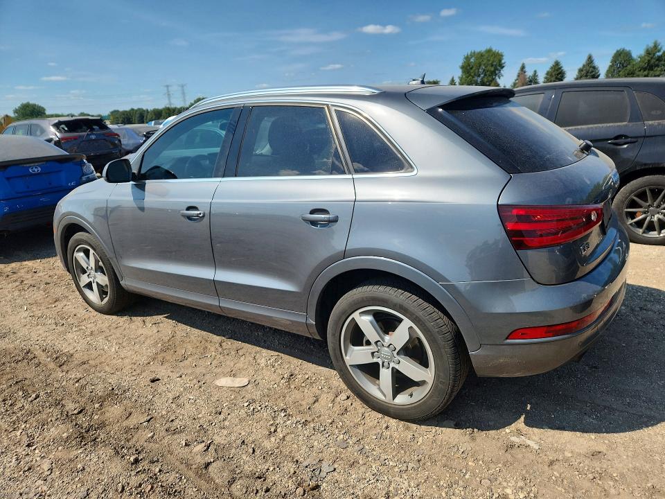 65577956 :رقم المزاد ، WA1GFCFS0FR011537 vin ، 2015 Audi Q3 مزاد بيع