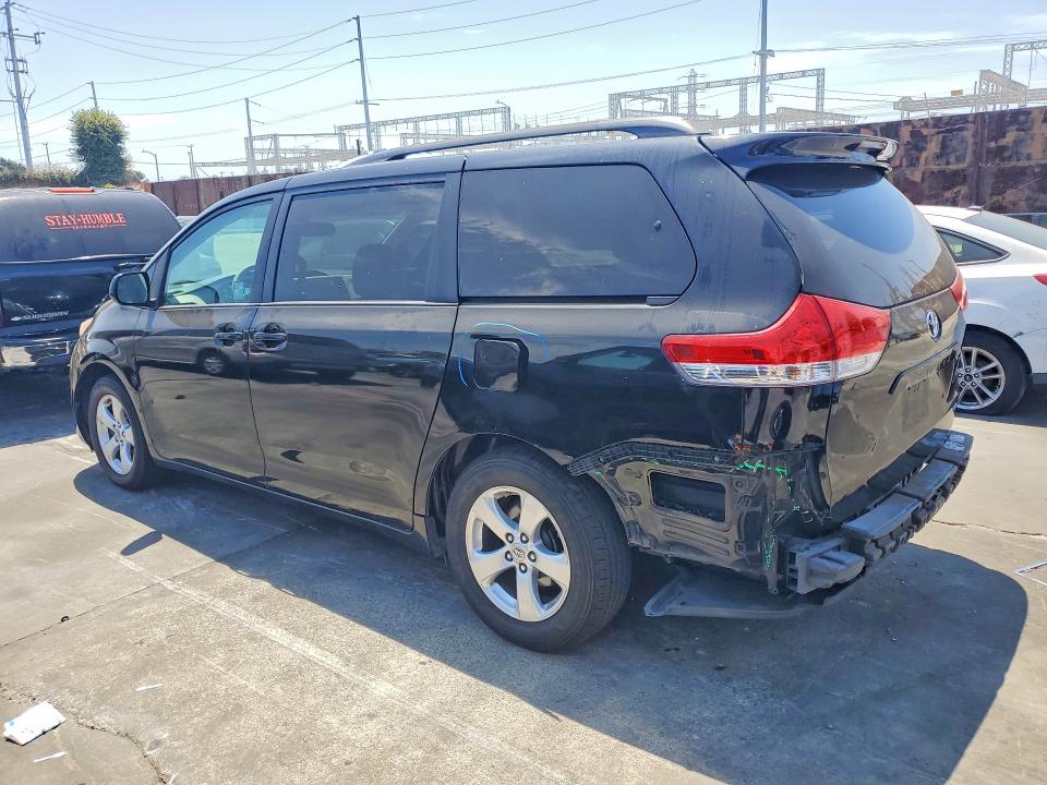 Aukcja sprzedaży 2014 Toyota Sienna, vin: 5TDKK3DC9ES447973, numer aukcji: 64119906