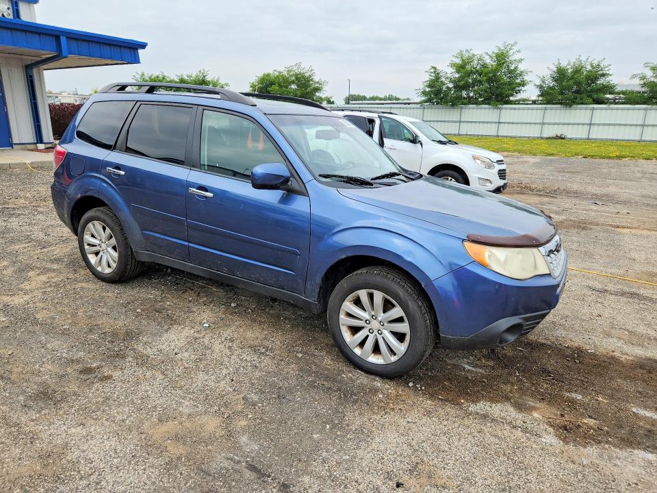 62800866 :رقم المزاد ، JF2SHBDC1BH725968 vin ، 2011 Subaru Forester مزاد بيع