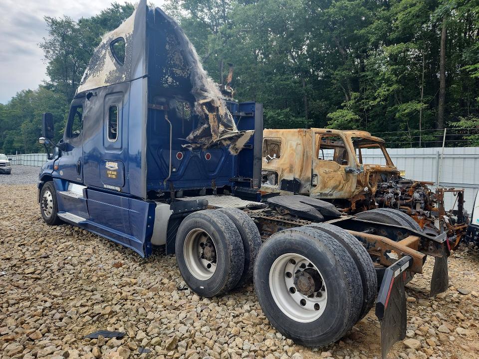 2014 Freightliner Cascadia მანქანა იყიდება აუქციონზე, vin: 1FUJGLD55ELFT9058, აუქციონის ნომერი: 63143226
