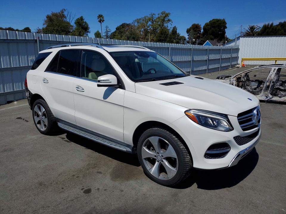 64243786 :رقم المزاد ، 4JGDA5HB0HA877252 vin ، 2017 Mercedes-benz Gle مزاد بيع