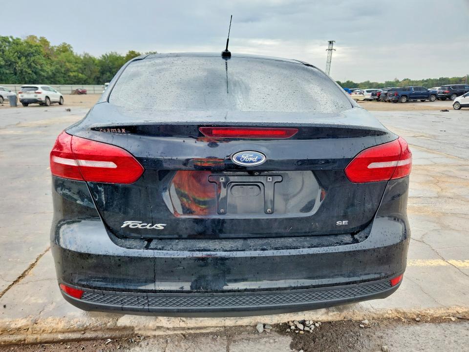 66737286 :رقم المزاد ، 1FADP3F28JL252981 vin ، 2018 Ford Focus مزاد بيع