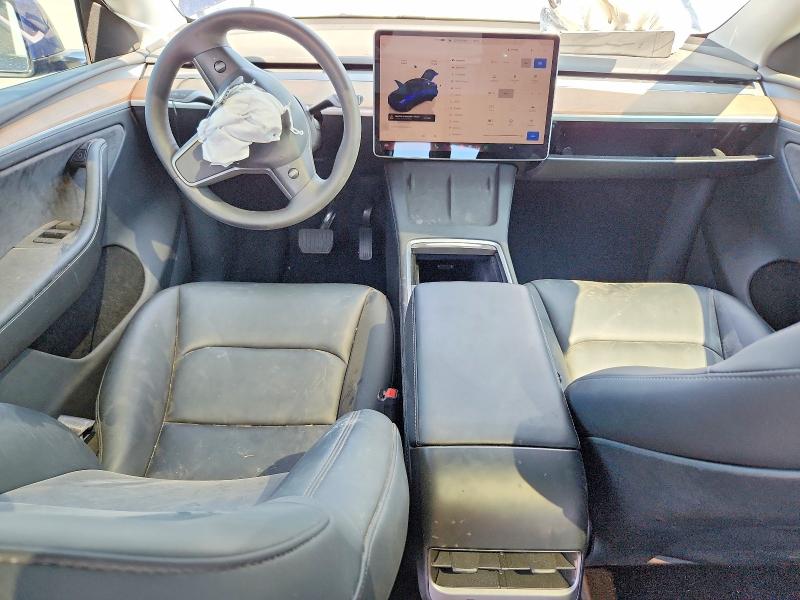 61340736 :رقم المزاد ، 7SAYGDEE6SA360940 vin ، 2025 Tesla Model Y مزاد بيع