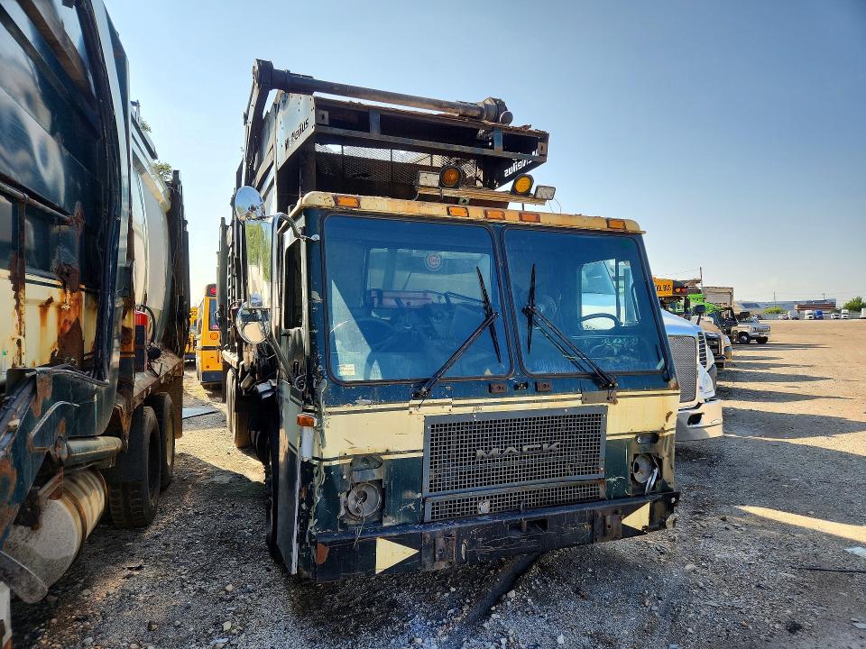 63278566 :رقم المزاد ، 1M2AC08CX7M014450 vin ، 2007 Mack Le613 مزاد بيع