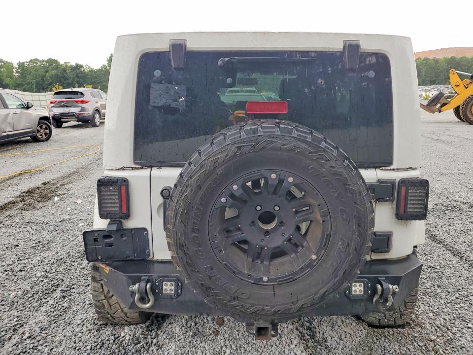 63644866 :رقم المزاد ، 1C4HJWEG8EL182450 vin ، 2014 Jeep Wrangler Unlimited مزاد بيع