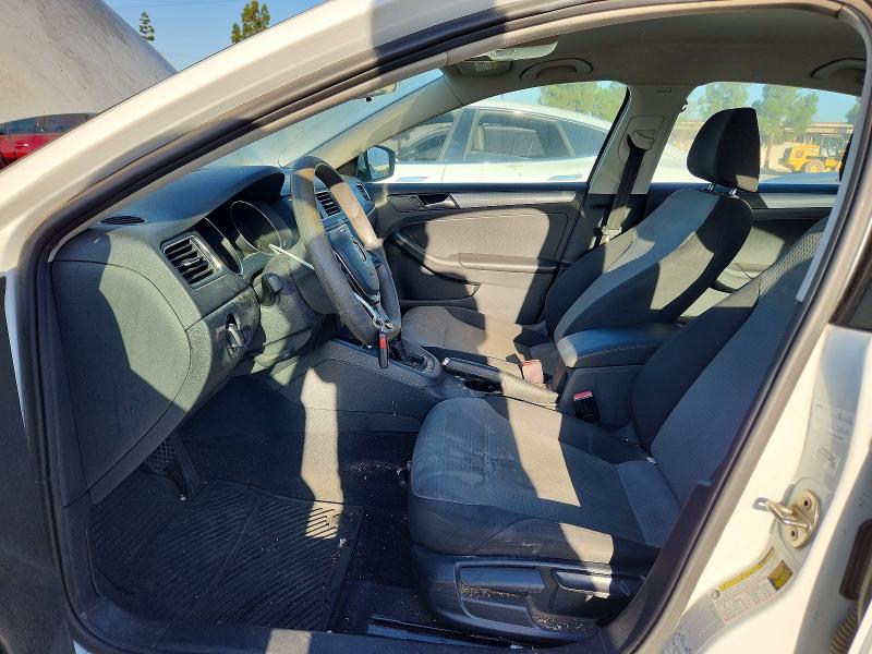 2017 Volkswagen Jetta მანქანა იყიდება აუქციონზე, vin: 3VW2B7AJ7HM215450, აუქციონის ნომერი: 63436256