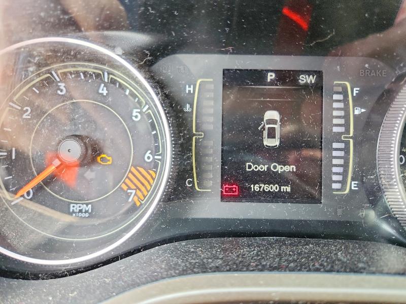 62778186 :رقم المزاد ، 1C4PJMCB0FW772326 vin ، 2015 Jeep Cherokee مزاد بيع