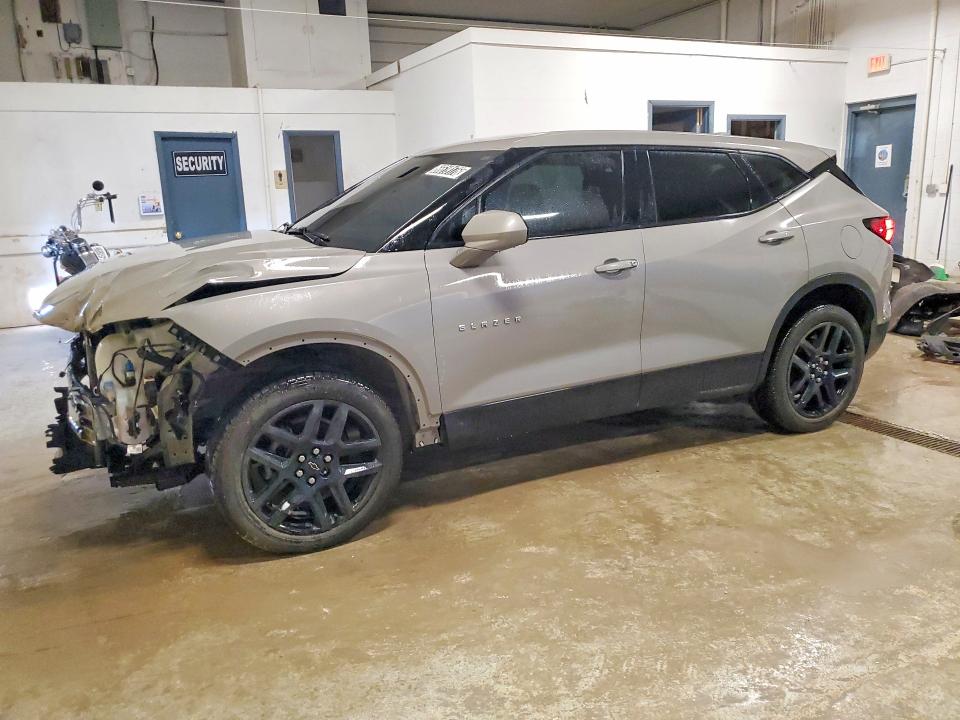 66619176 :رقم المزاد ، 3GNKBCRS1MS567610 vin ، 2021 Chevrolet Blazer مزاد بيع