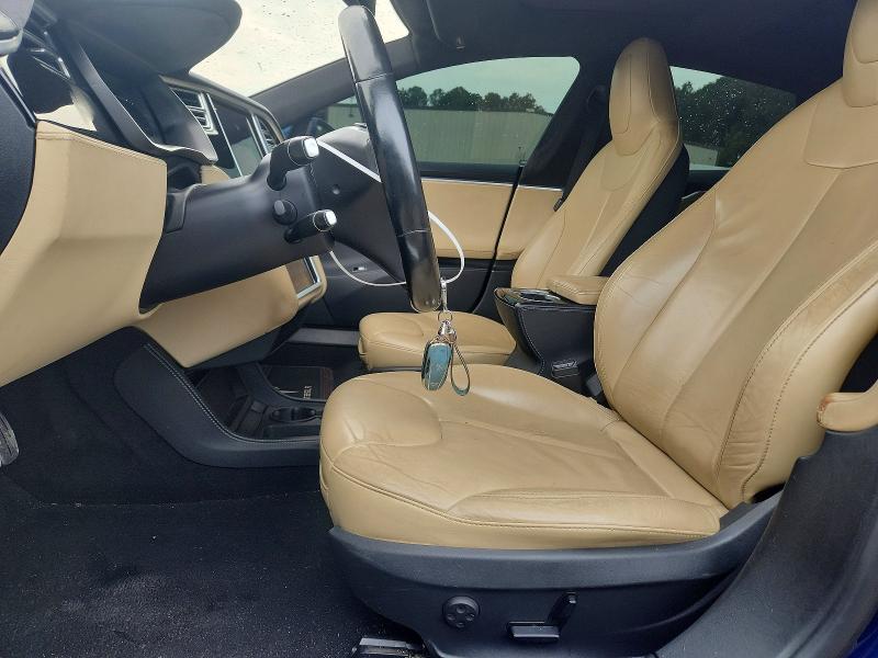 64894436 :رقم المزاد ، 5YJSA4H43FF089996 vin ، 2015 Tesla Model S مزاد بيع