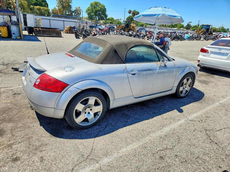 Продажа на аукционе авто 2000 Audi Tt, vin: TRUUT28N511008214, номер лота: 65334086