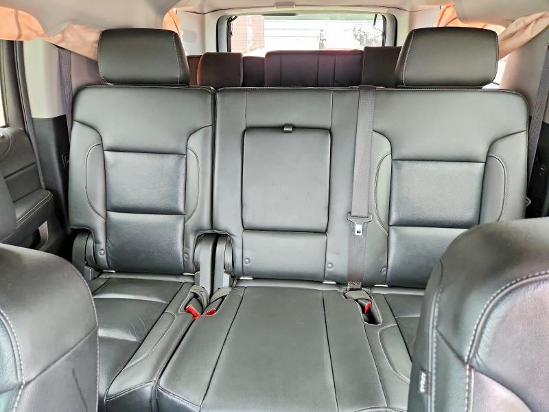 65637026 :رقم المزاد ، 1GNSKHKC6KR211055 vin ، 2019 Chevrolet Suburban مزاد بيع