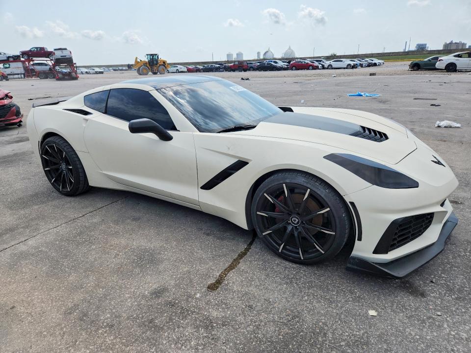 2015 Chevrolet Corvette მანქანა იყიდება აუქციონზე, vin: 1G1YD2D78F5106419, აუქციონის ნომერი: 63912736